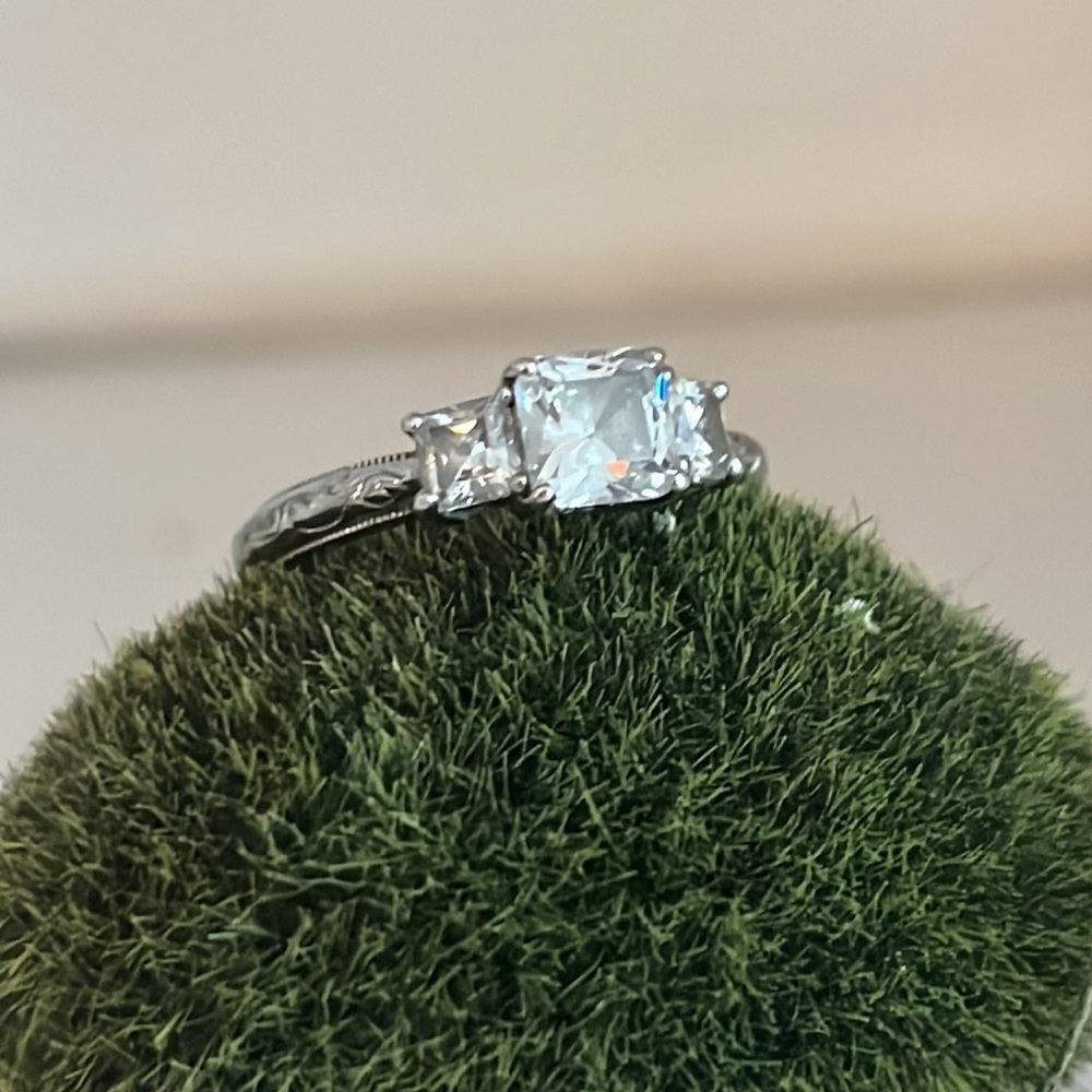 QVC Tacori Epiphany Diamonique Princess Cut 3 Stone Ring Size
